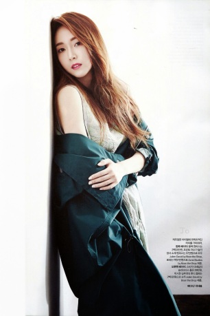 Jessica Jung SNSD - Harper’s Bazaar Magazine May Issue 2014