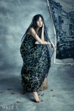 Kang Sora - Vogue Korea (Diciembre 2014) (2)